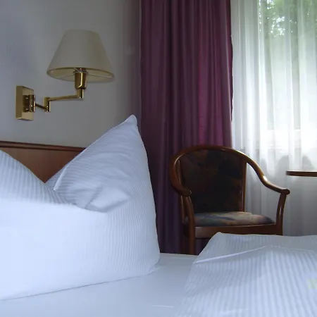 Naturparkhotel Haus Hubertus 酒店 奥伊宾