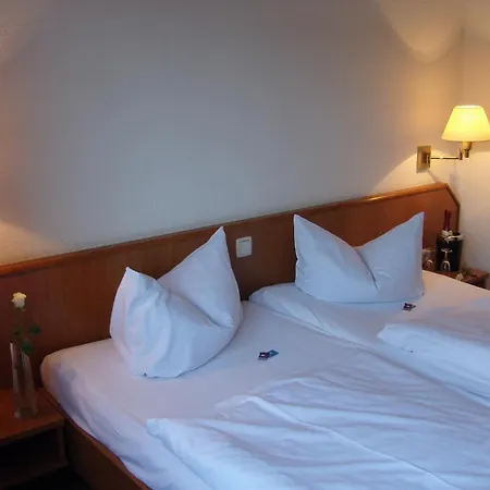 Naturparkhotel Haus Hubertus 쿠로르트오이빈