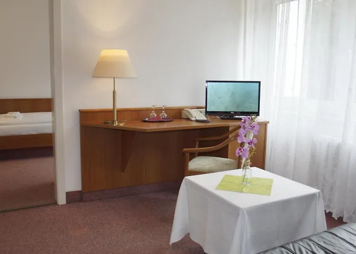 Naturparkhotel Haus Hubertus 3*